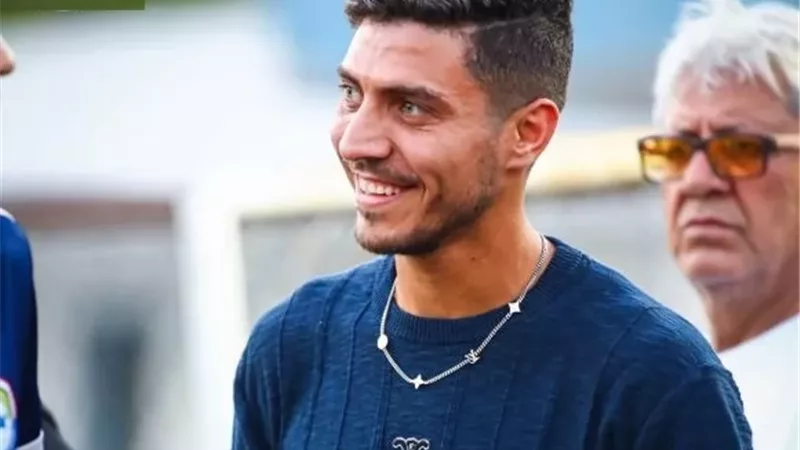 محمد شريف ينتظم فى تدريبات الزوراء العراقي عقب وصوله مباشرًا.. شاهد
