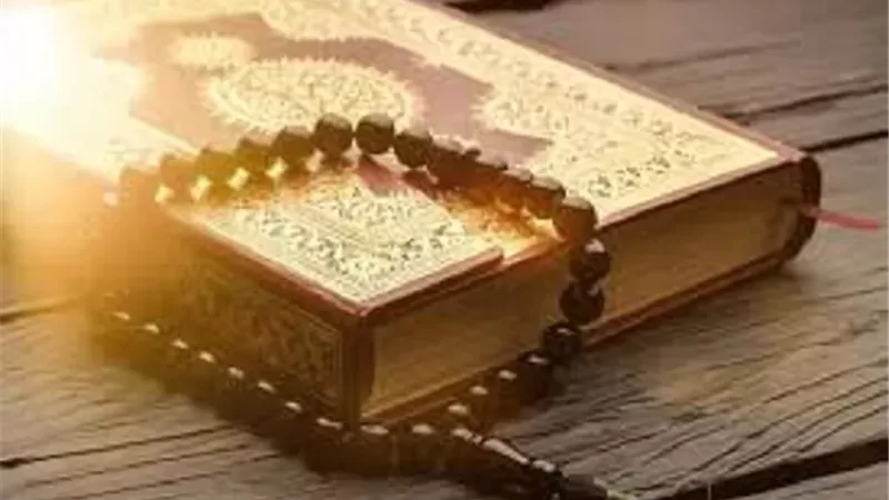 هل يجب الاستماع للقرآن طوال فترة تشغيله في المنزل؟