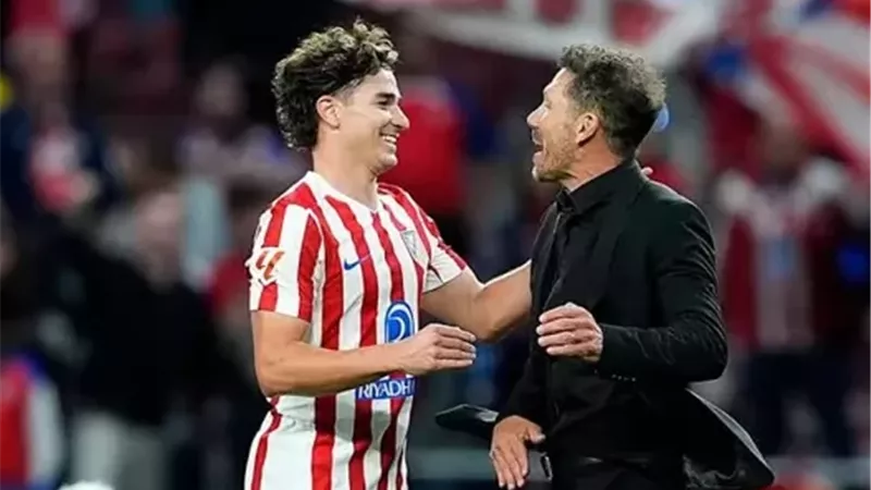 سيميوني يستبعد ألفاريز من مواجهة أتليتكو مدريد ضد مالجا