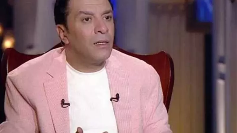 مصطفى كامل يكشف تفاصيل إصابته في الساحل الشمالي ويطمئن جمهوره