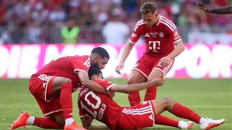 موعد عودة موسيالا لتدريبات بايرن ميونخ الجماعية بعد أزمته الصحية