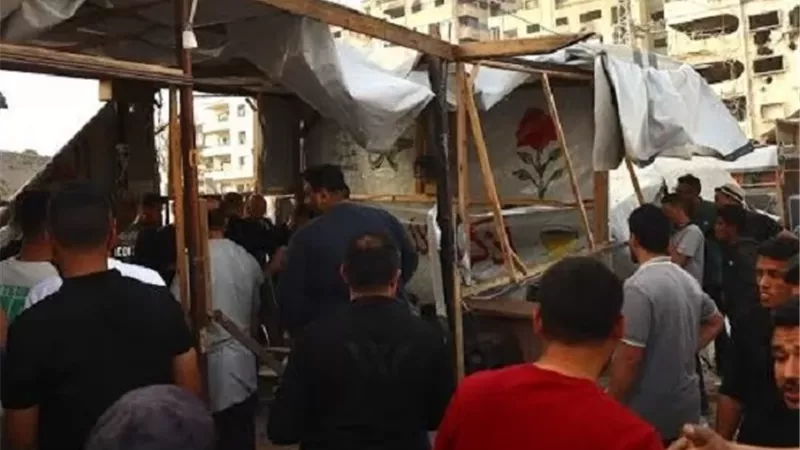 إصابة فلسطينيين في استهداف مقهى بغزة
