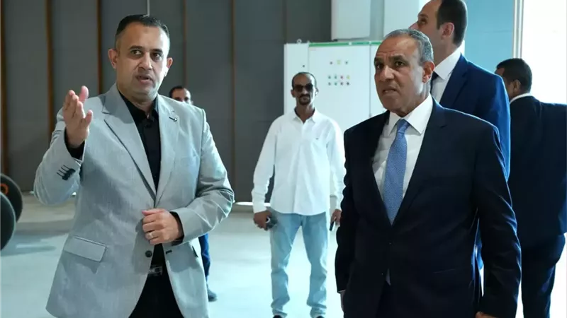 وزيرالخارجية يتفقد مركز المعارض بالعلمين لاستضافة القمة الأفريقية