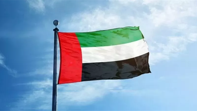 الإمارات: وقف جميع الأنشطة التجارية والمعاملات المالية مع إيران