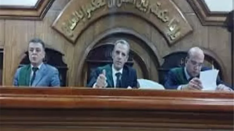 إحالة قاتل جارته حرقا لمحكمة جنايات الزقازيق