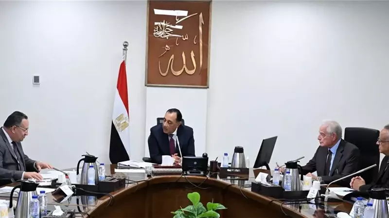 رئيس الوزراء: الحفاظ على الهوية الوطنية في صدارة أولويات الدولة