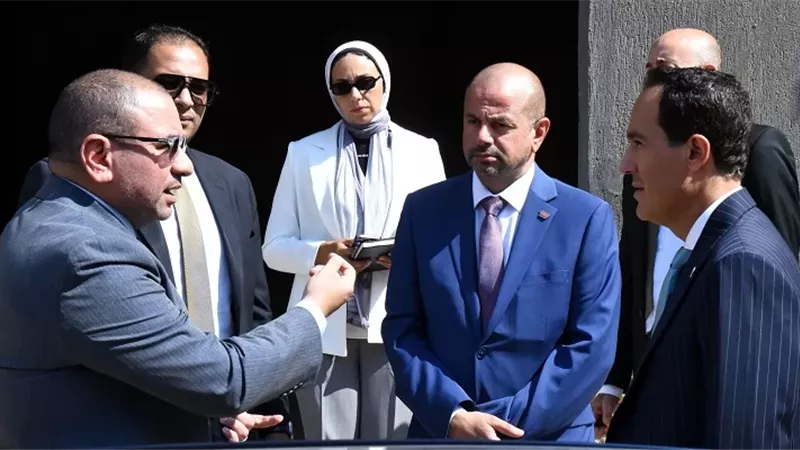 16 ألف فرصة عمل.. رئيس هيئة الاستثمار يتفقد «بولاريس باركس»