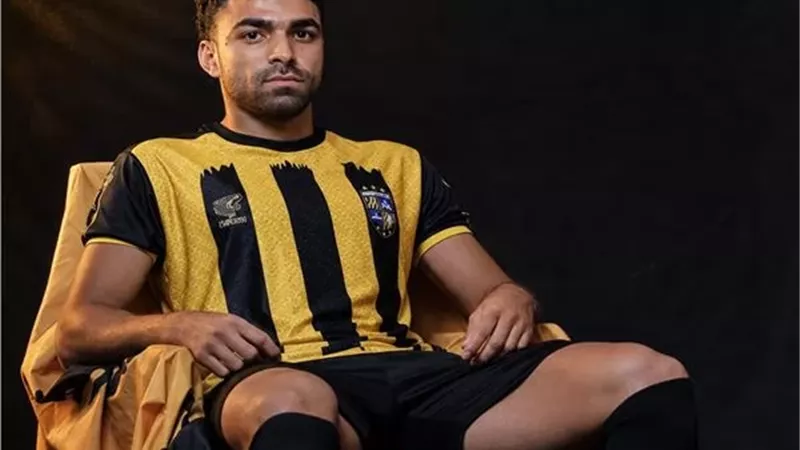 المقاولون العرب يعلن ضم مدافع سيراميكا كليوباترا