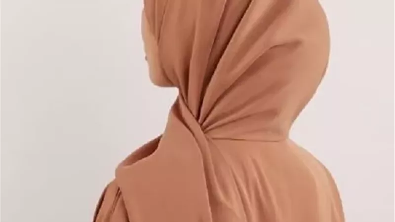 هل الأخلاق تغني عن الحجاب؟وضوابط الزي الشرعي للمرأة
