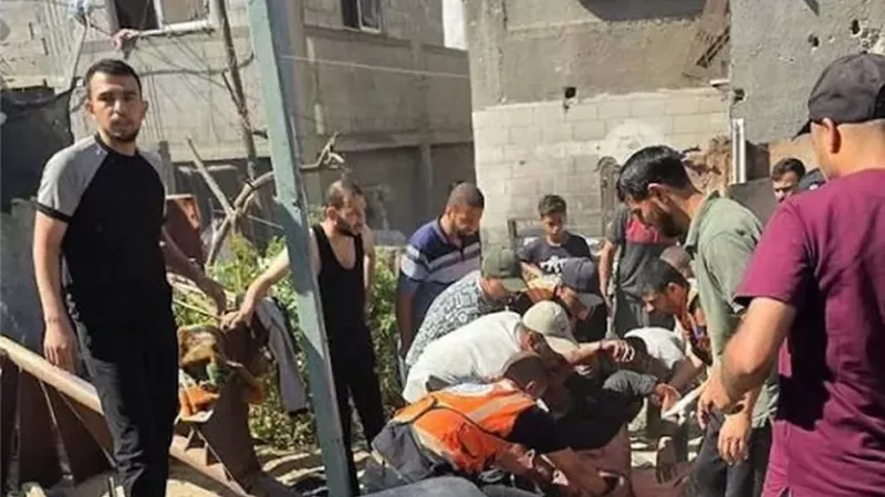 إصابة فلسطينيين بينهم طفل في اعتداءات للاحتلال بالضفة الغربية