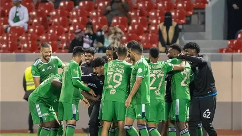الأهلي يكتسح أبها برباعية نظيفة في الدوري السعودي