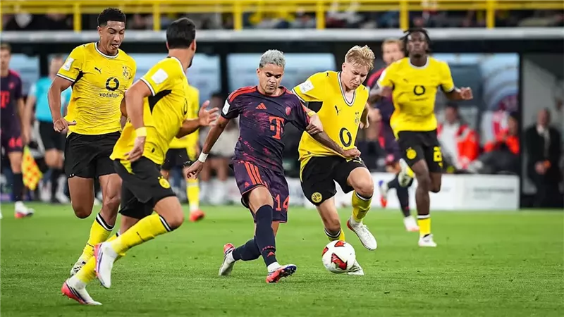 بايرن ميونخ يهزم بوروسيا دورتموند بثنائية ويتوج بالسوبر الألماني