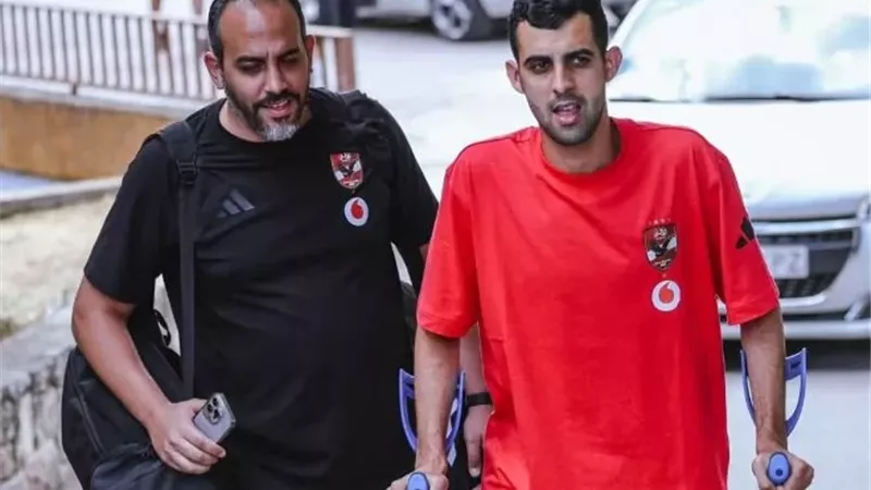 طبيب الأهلي يكشف موعد خضوع بلعمري للجراحة في ميونيخ