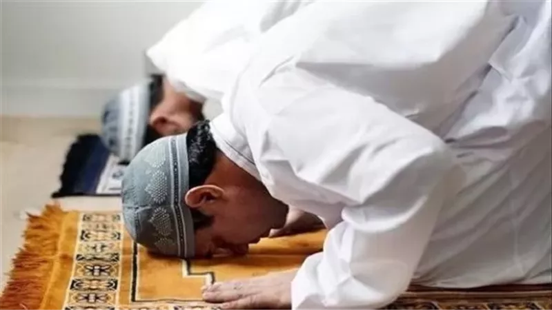 6 مواضع للدعاء في الصلاة