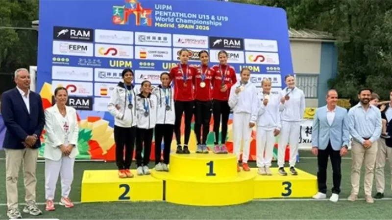 وزير الرياضة يهنئ أبطال الخماسي الحديث بعد تألقهم ببطولة العالم