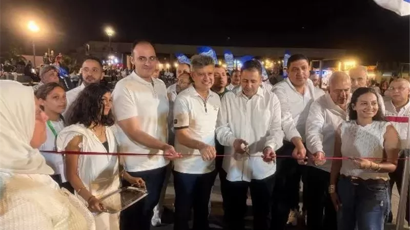 محافظ دمياط يفتتح مهرجان 