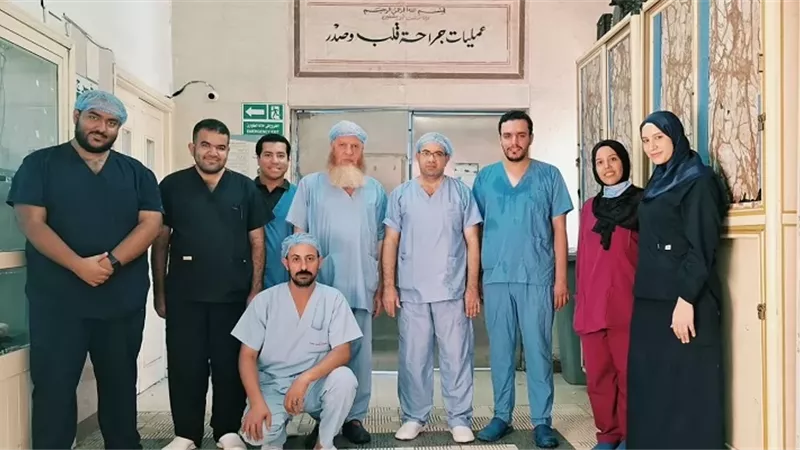 استئصال ورم ضخم يزن٣كجم من التجويف الصدري لطفلةوزنها١٦كجم