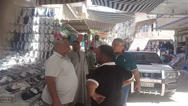 محافظ أسيوط: تكثيف الحملات على أسواق أبنوب ورفع الإشغالات