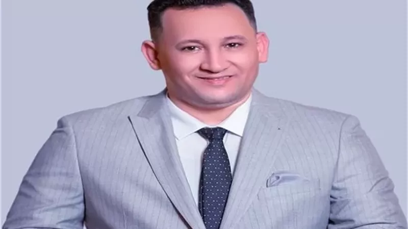 أشرف غراب لـ«بوابة الجمهورية»: مصر ملتزمة بسداد ديونها.. وقناة السويس ليست للبيع