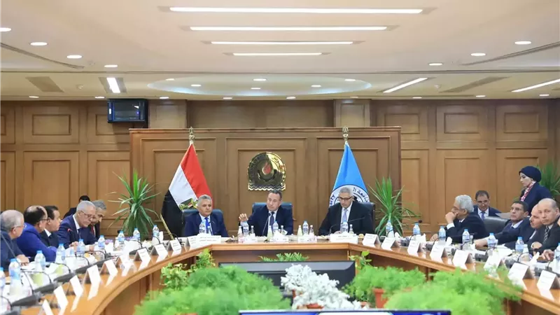 رئيس جامعة المنيا يشهد اليوم اجتماع المجلس الأعلى للجامعات