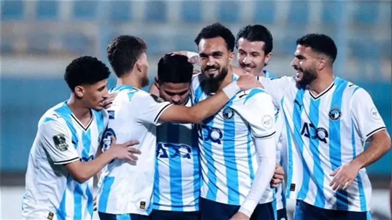 موكوينا يعلن قائمة بيراميدز إستعداداً لمواجهة أبو قير للأسمدة