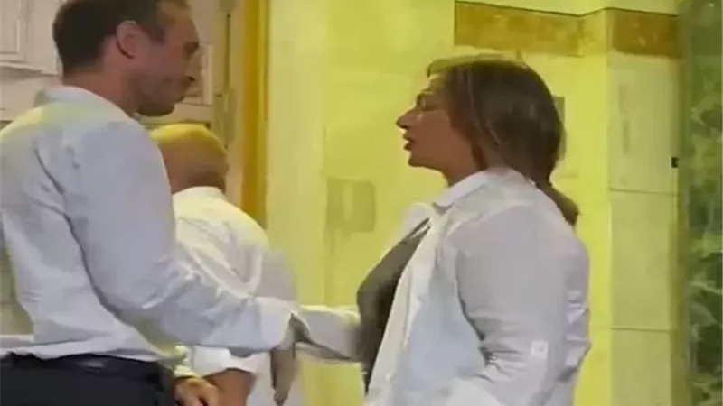 يلى علوي وأحمد مجدي يواسون ماريان خوري في رحيل زوجها