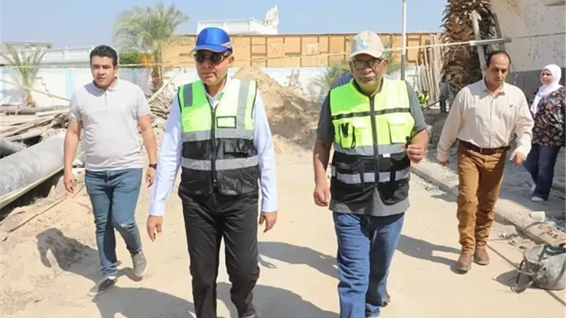 محافظ المنيا يتفقد محطة مياه سلطانة ويوجه برفع كفاءتها