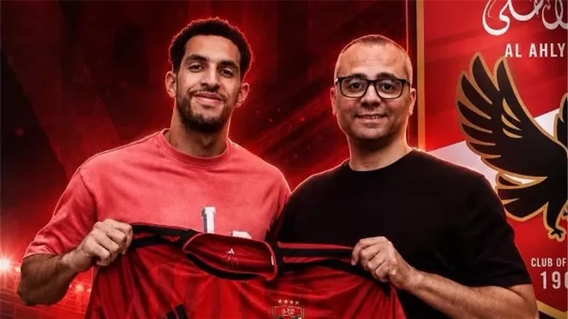 تعرف علي كواليس تمديد عقد مصطفى شوبير مع الأهلي