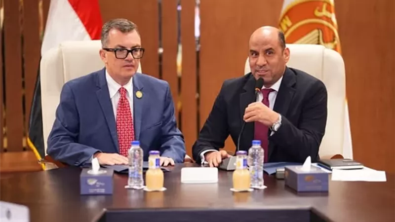 وزير العمل: الاستثمار في العنصر البشري ركيزة أساسية