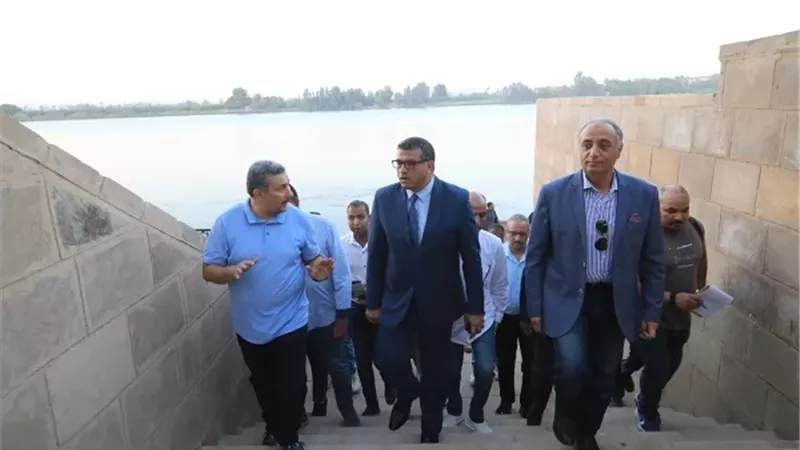 محافظ قنا يتابع تطوير مرسى دندرة لتعزيز السياحة الريفية