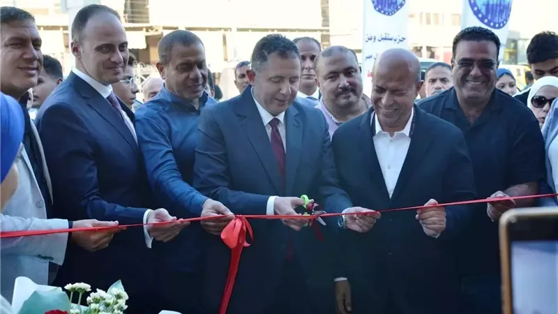 محافظ دمياط يفتتح معارض 