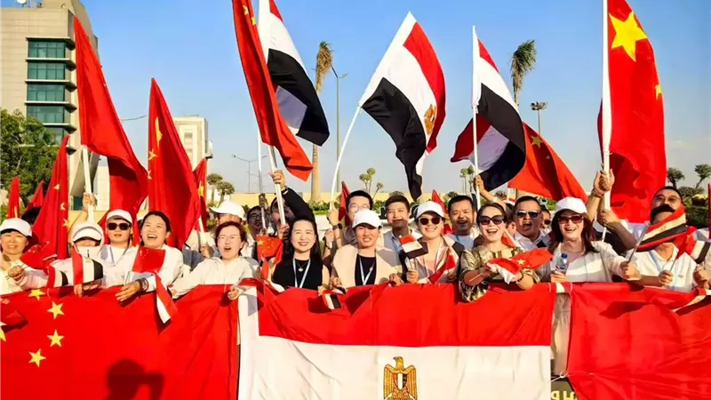 الجالية الصينية في مصر تهنئ بنجاح زيارة الرئيس شي جينبينغ