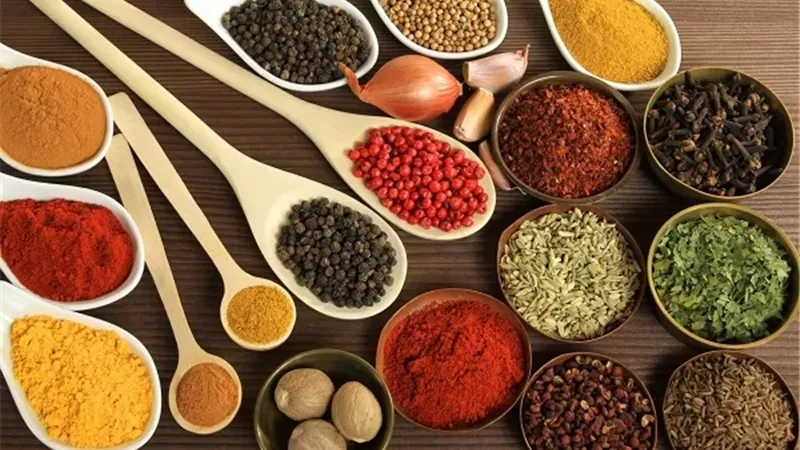 10 بهارات تحارب الالتهاب وتحمي الجسم.. الكركم والزنجبيل أبرزها