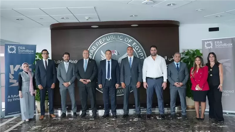 تعزز إجراءات الانضمام الرقمي للمستثمرين الأجانب بحلول التحقق من الهوية باستخدام جواز السفر الإلكترونى
