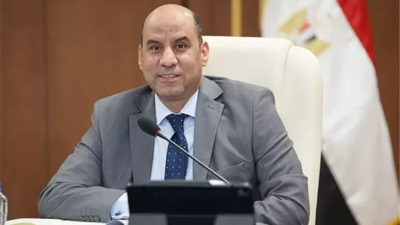 وزير العمل يعتمد معايير ترخيص مراكز تدريب 