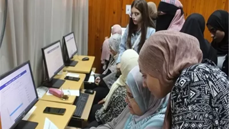 معامل التنسيق بالجامعات تواصل تقديم خدماتها لطلاب الشهادات الفنية