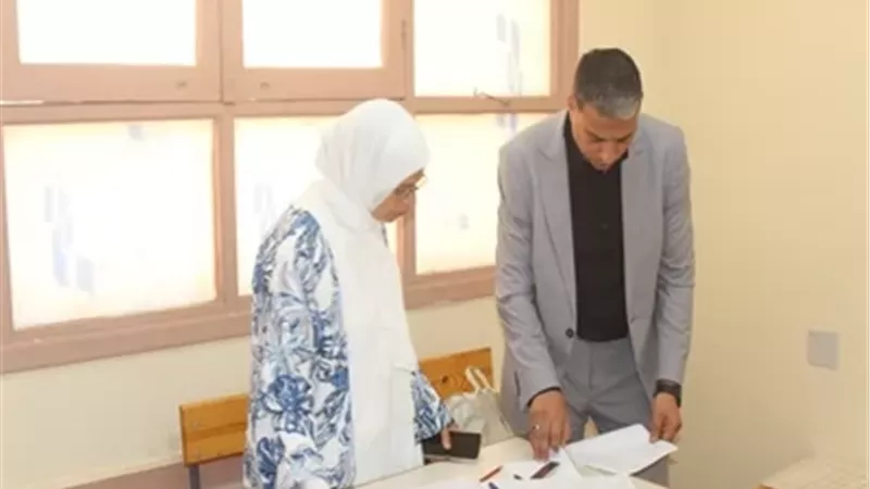 مديرتعليم الجيزة يتابع جاهزية مدارس حدائق أكتوبر للعام الدراسي الجديد