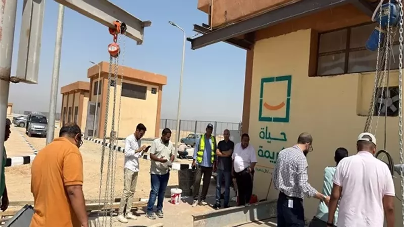 وزيرة الإسكان تتابع مشروعات «حياة كريمة» للمياه والصرف الصحي