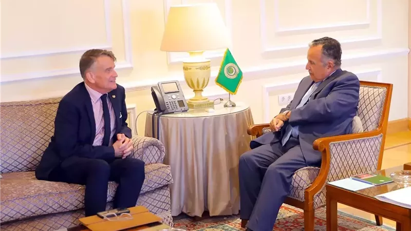 نبيل فهمي يستقبل المفوض العام بالإنابة للأونروا.. ويؤكد أهمية سد الفجوة التمويلية للوكالة