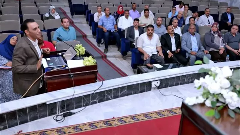 محافظ سوهاج يعقد اجتماعًا لمتابعة الموقف التنفيذي لمنظومة التقنين