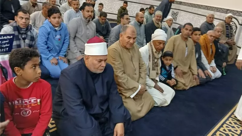 بيان مدى جواز صلاة الجمعة في الزوايا