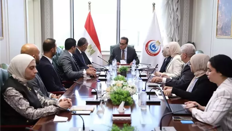وزير الصحة يبحث فرص بناء القدرات والتحول الرقمي بالقطاع الصحي