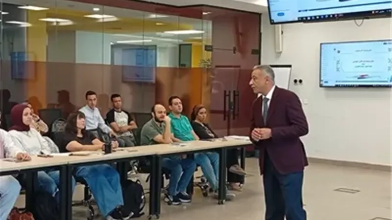 جامعة عين شمس تواصل برامجها التدريبية لتطوير القيادات الجامعية