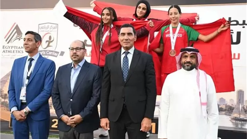 وزير الرياضة يهنئ منتخب ألعاب القوى بعد التتويج بالبطولة العربية