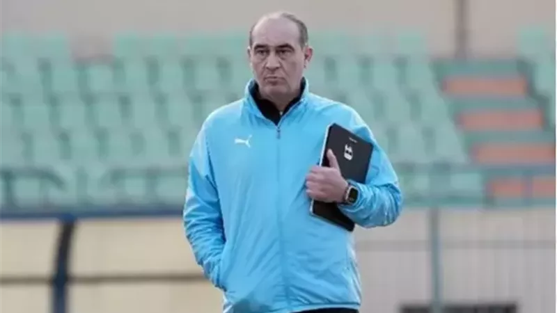 الدوري المصري| علي ماهر يعلن تشكيل سيراميكا لمواجهة سموحة