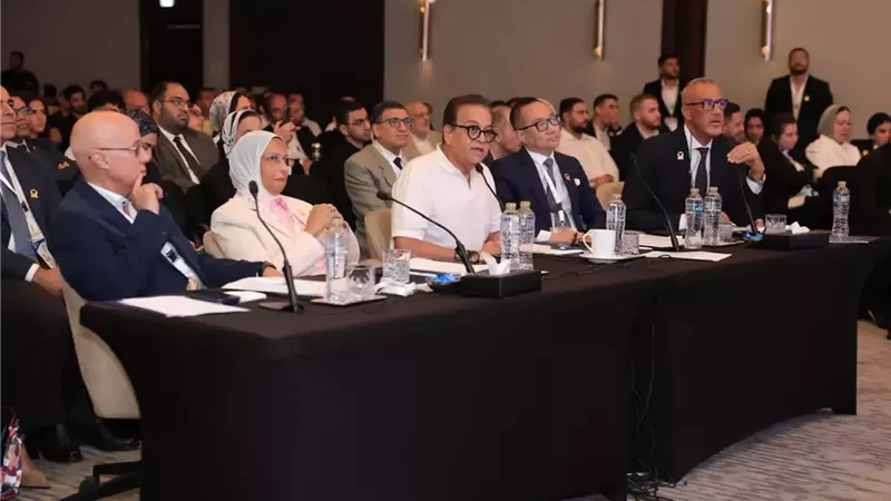 مصر تودّع الآن الدفعة السابعة من خريجي أمراض اللثة وزراعة الأسنان بمؤسسة IDCE