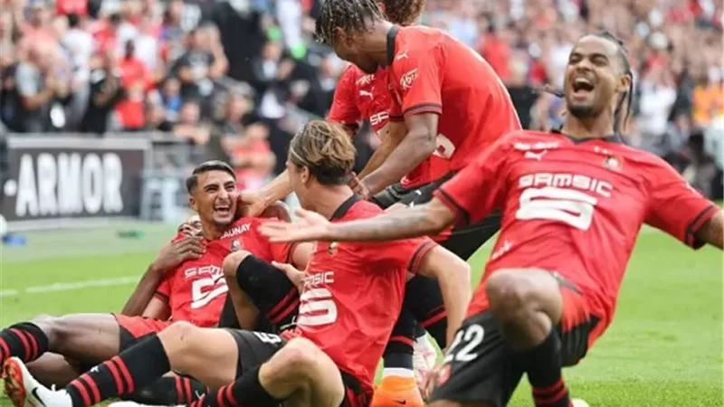 رين يهزم مارسيليا ويتصدر الدوري الفرنسي مؤقتا