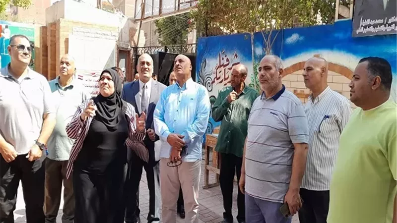 مدير تعليم المنيا يتفقد مدرسة سمالوط الثانوية