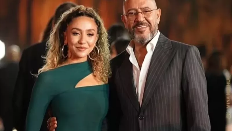 زينة أشرف عبد الباقي تحتفل بعيد ميلاد والدها