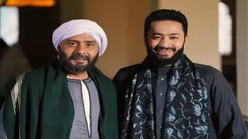محمود عبد المغني مع حمادة هلال فى 